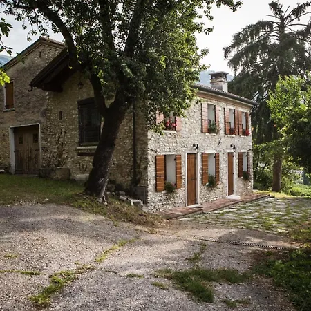 Vite In Rosa La Casetta Holiday home Valdobbiadene