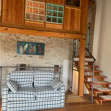 Holiday home Vite In Rosa La Casetta