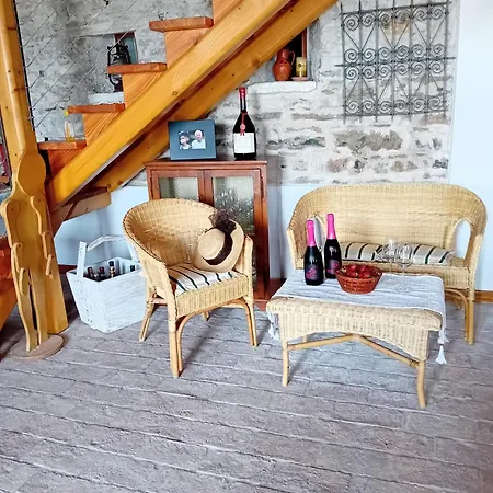 Holiday home Vite In Rosa La Casetta Valdobbiadene