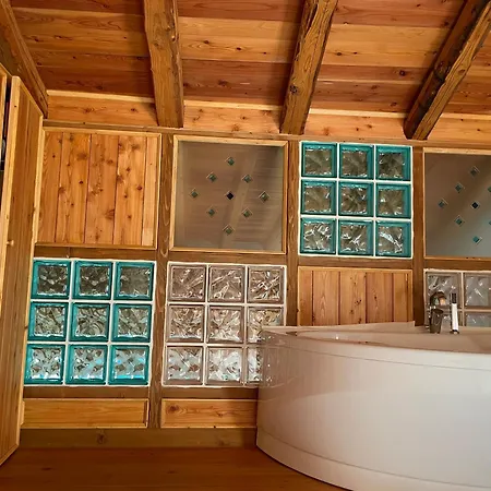 Holiday home Vite In Rosa La Casetta *